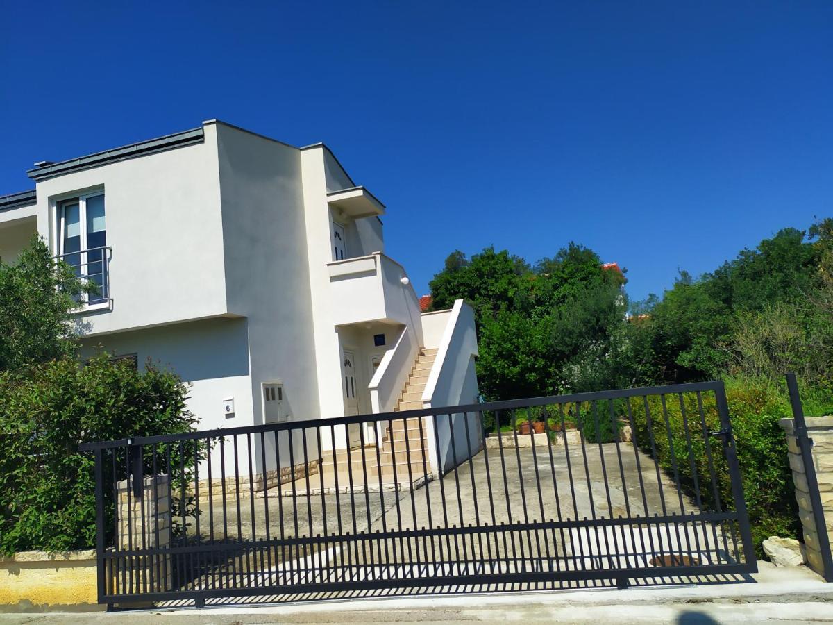 Dadic Apartments Bibinje Exterior photo