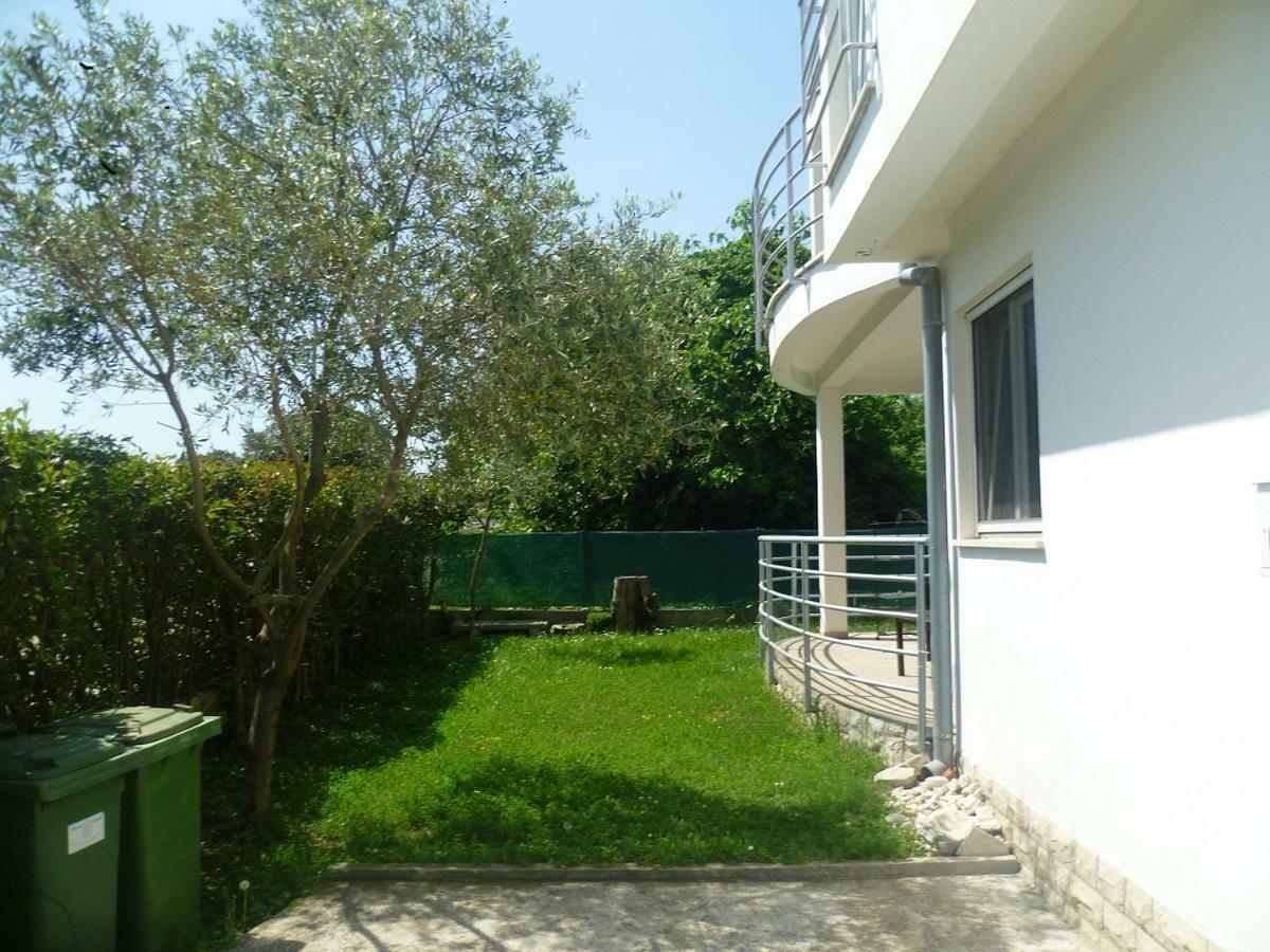 Dadic Apartments Bibinje Exterior photo